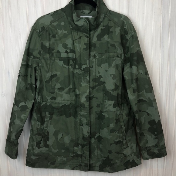 CAMO FLORAL PRINT JACKET - Picture 1 of 5